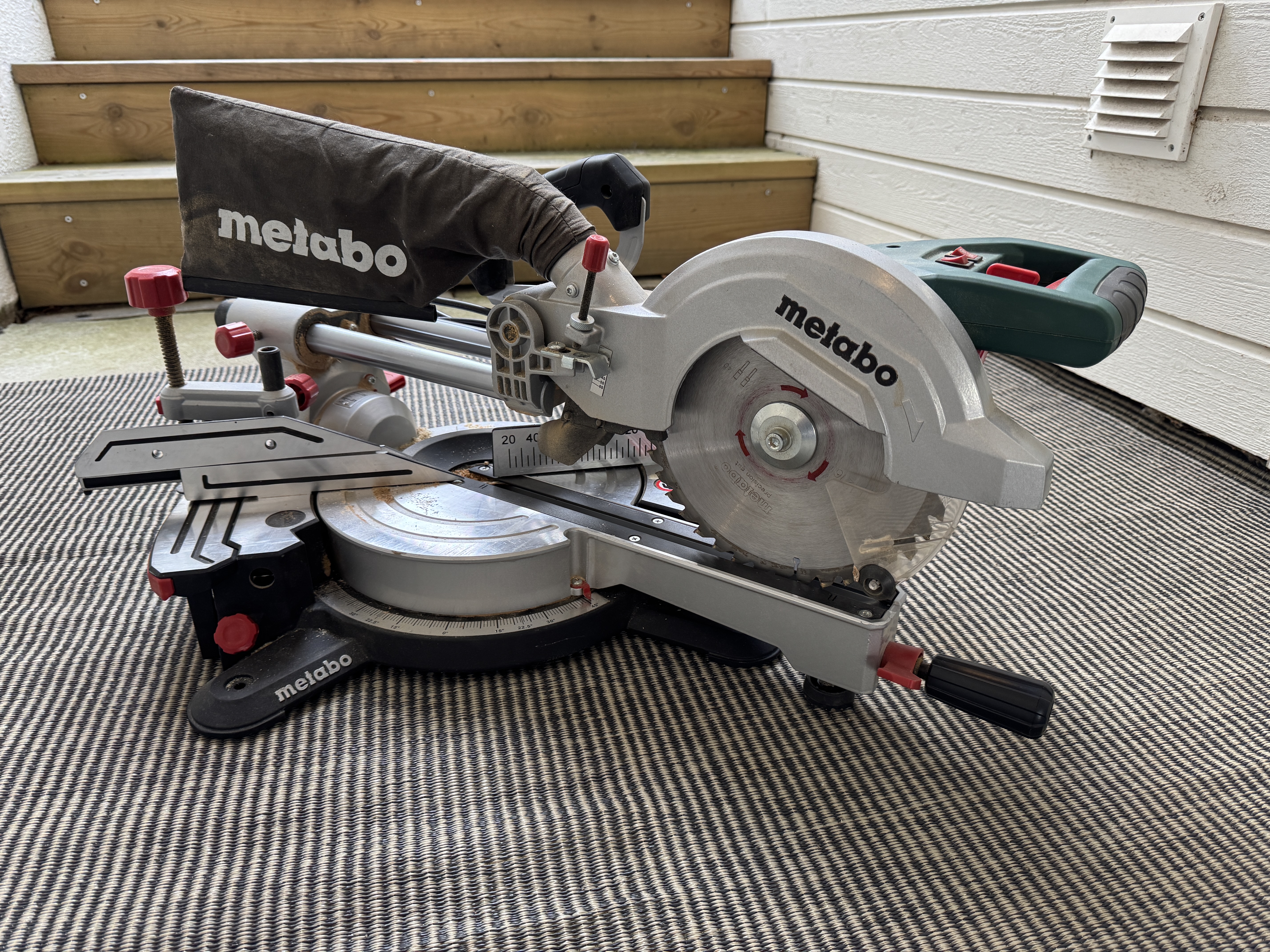 Metabo kap- och gersåg