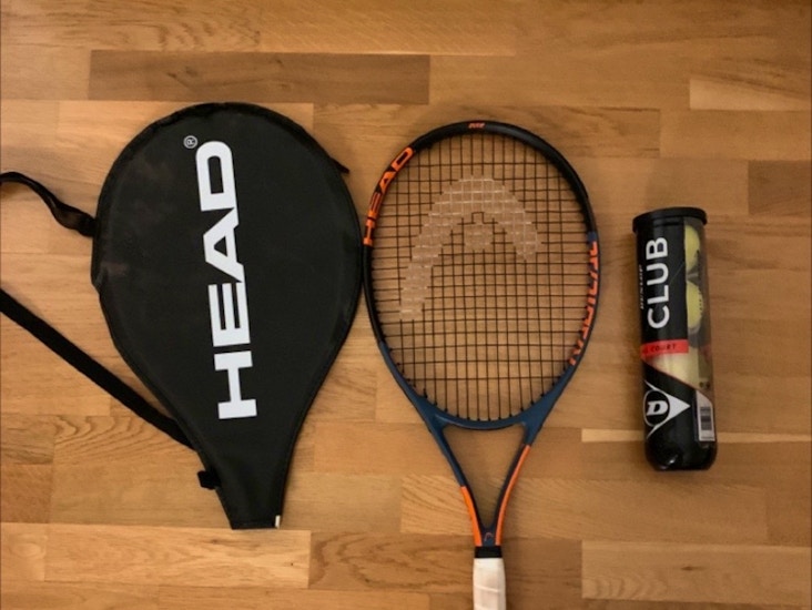 Tennisracket + väska + bollar