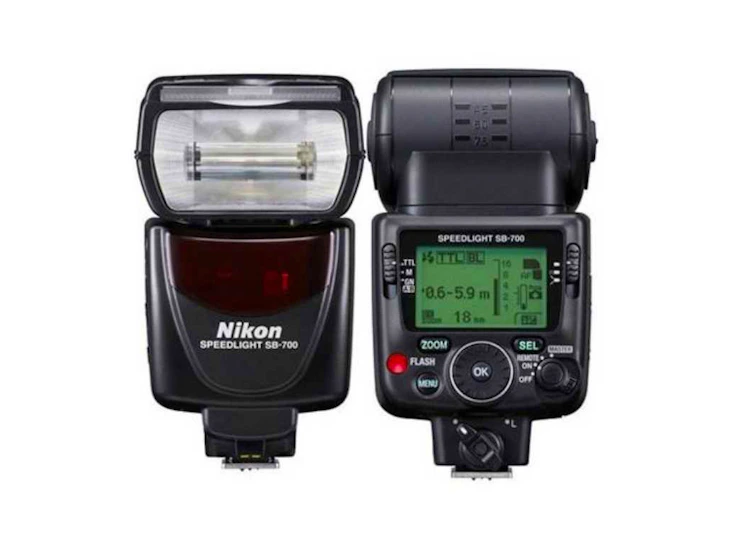 Nikon sb-700