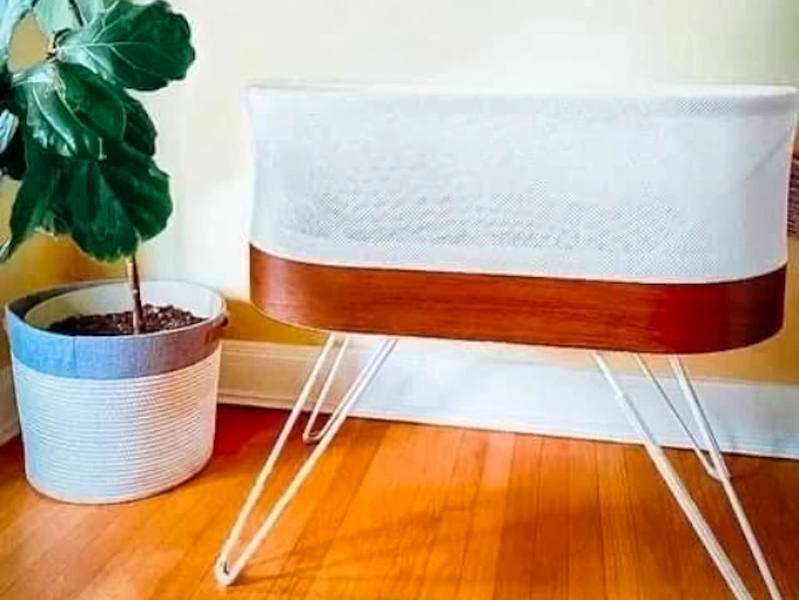 Snoo smart bassinet