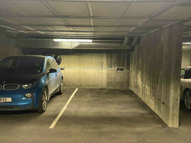 Vi leier ut vår parkeringsplass på torshov!