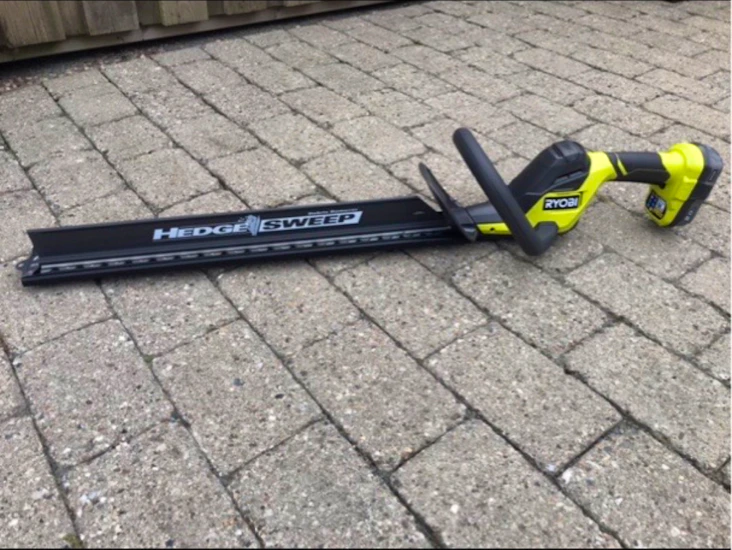 Ryobi one batteridriven häcksax