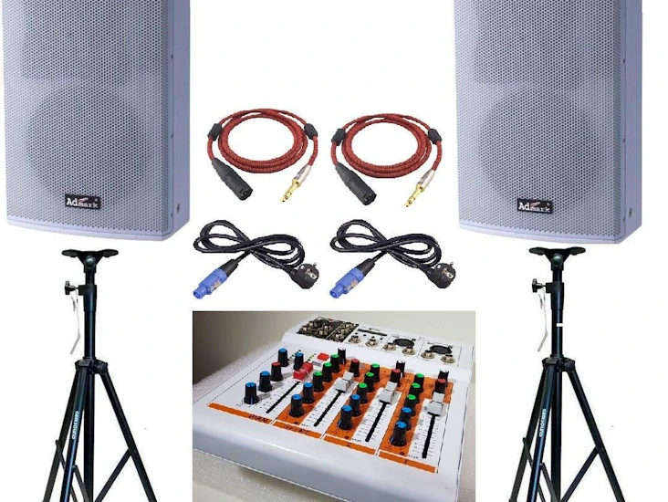 Liten aktiv lydpakke 2 stk 12"fulltone på stativ med mikser