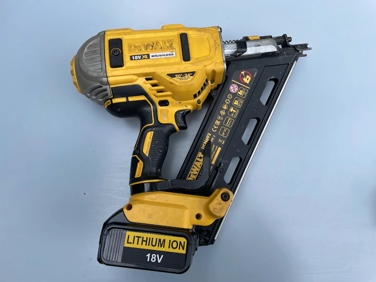 Spikpistol - batteridriven