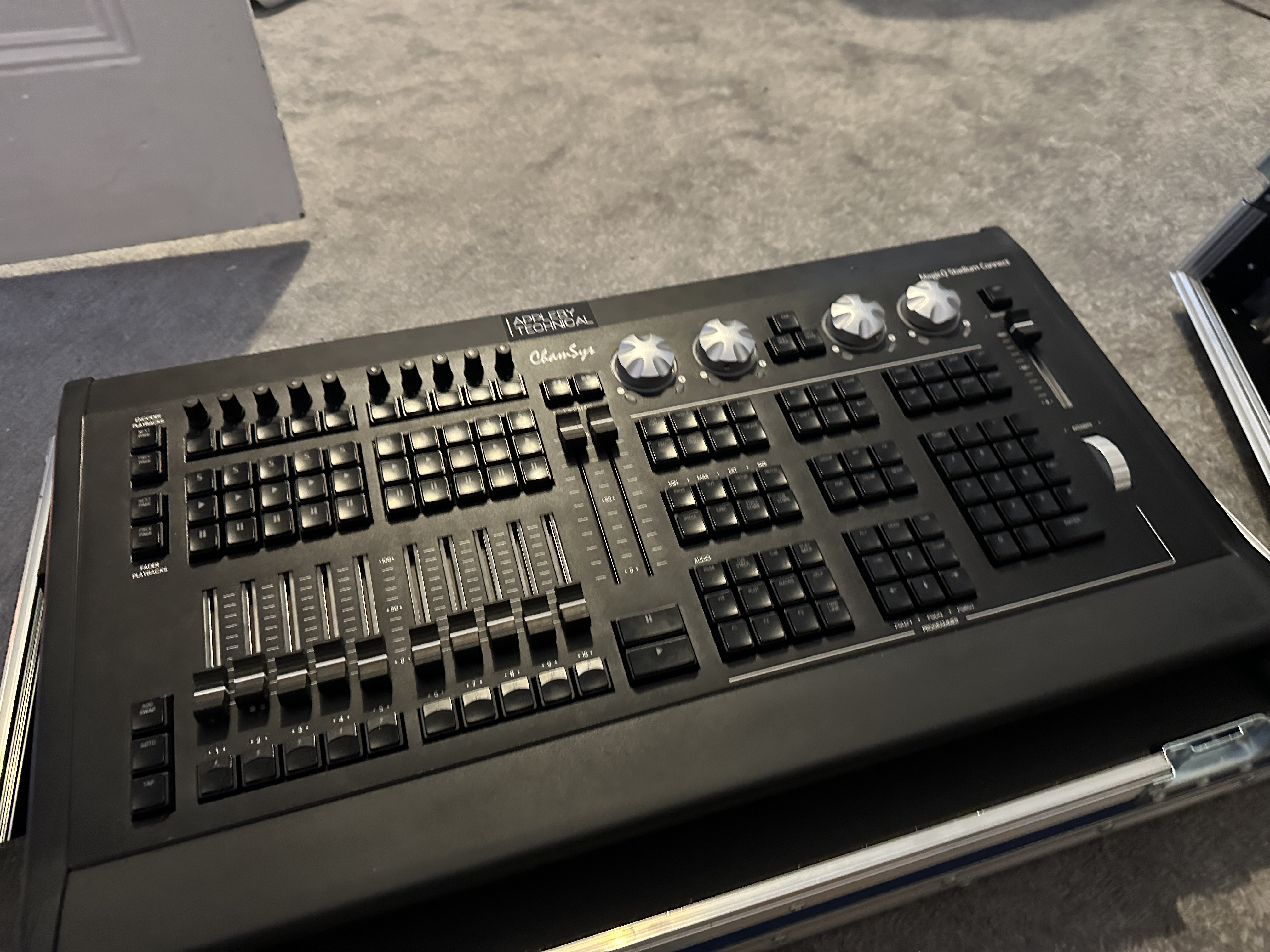 Chamsys stadium connect pc wing