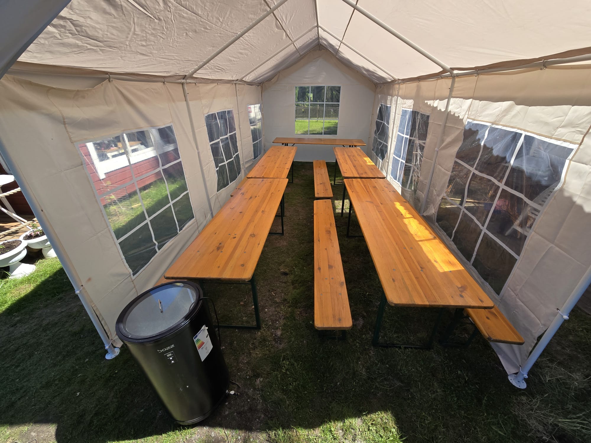 Partytält 6×3m och 8×3m 
