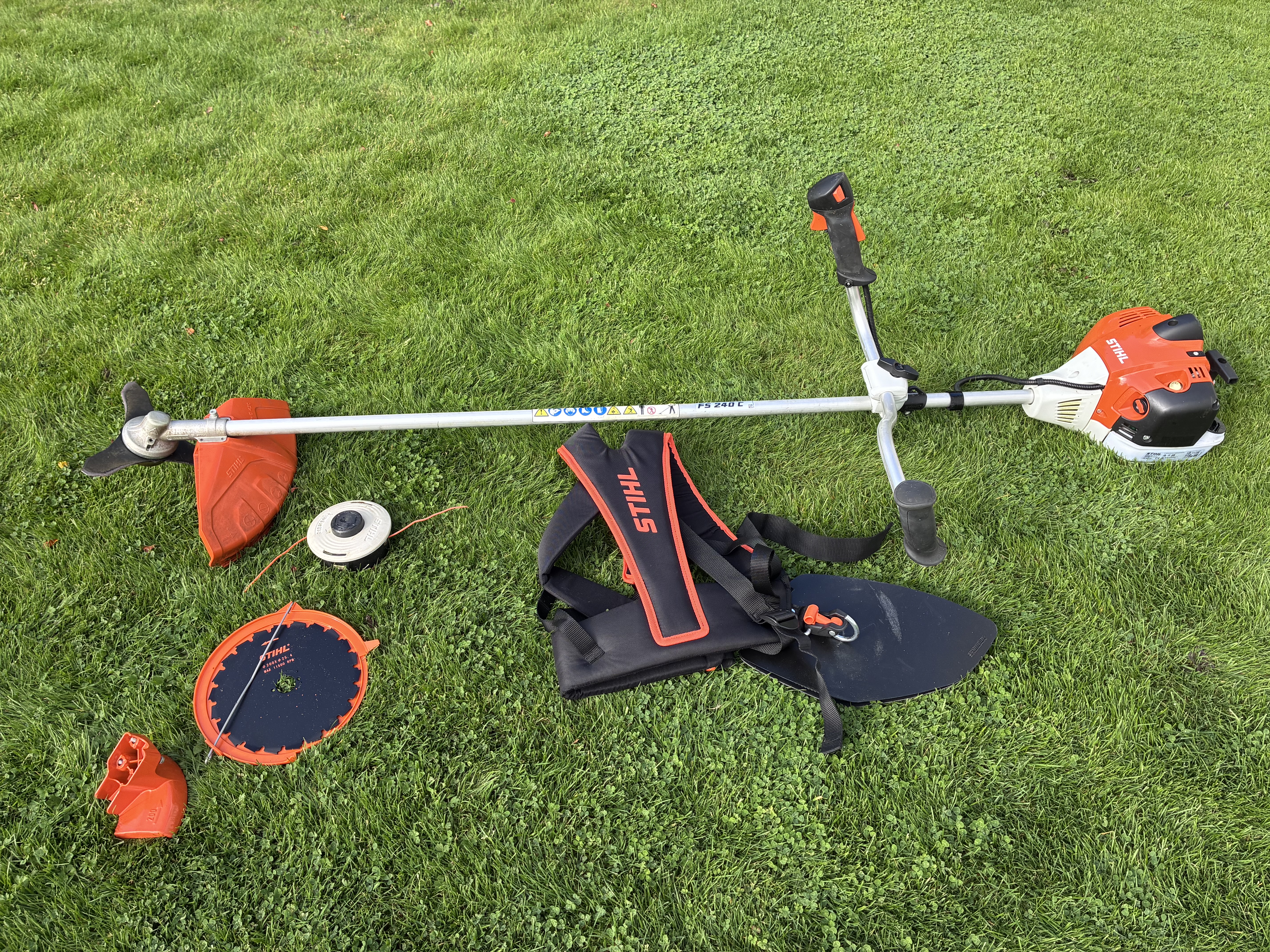 Röjsåg - stihl fs 240  c-e