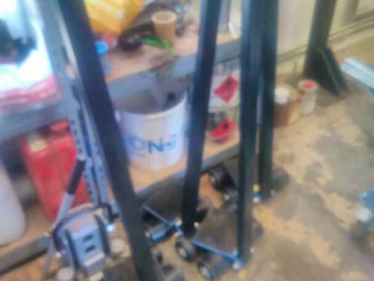 Maskinskridsko 4st. + domkraft