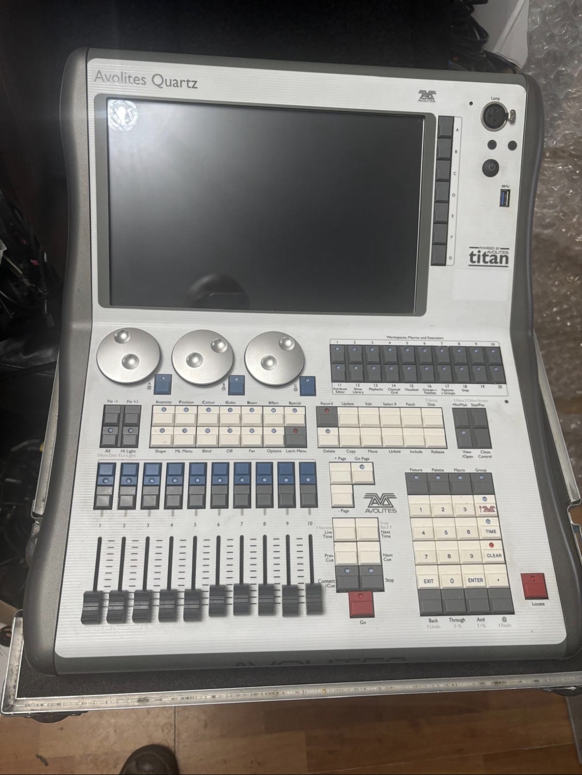 Avolites titan quartz 