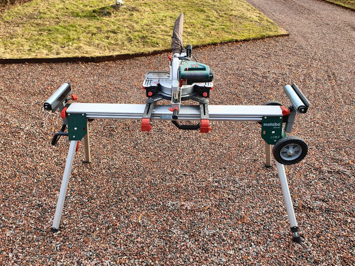 Metabo kap- och gersåg med stativ