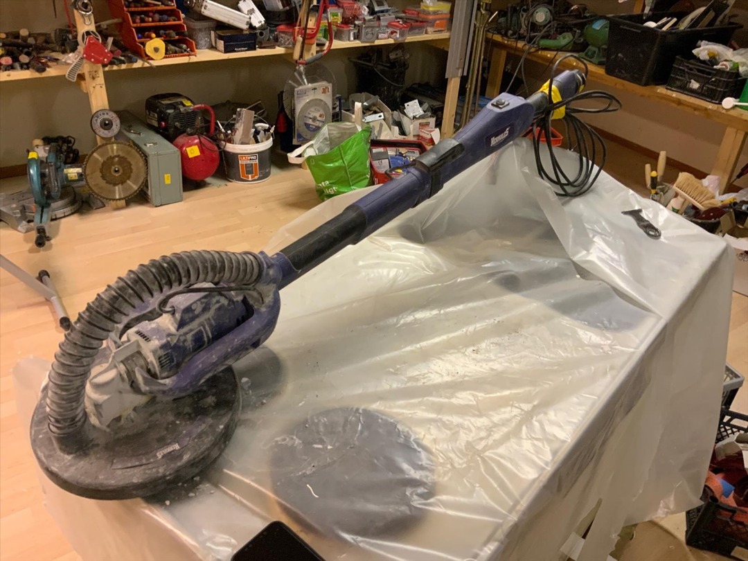 Väggslipmaskin herkules dws 2300f giraff