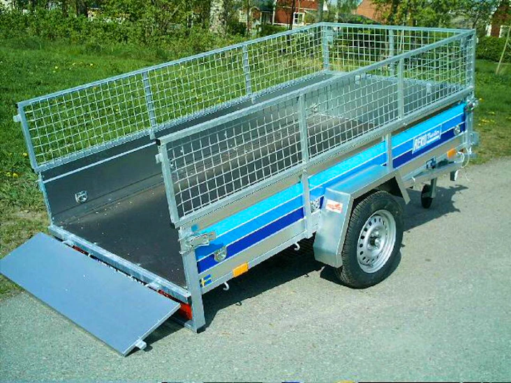 Reko släp med låga gallergrindar