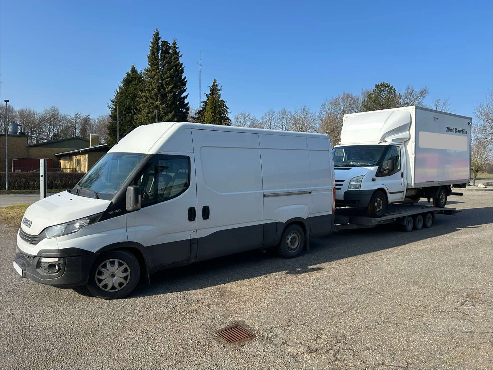Biltransport // bilbärgning