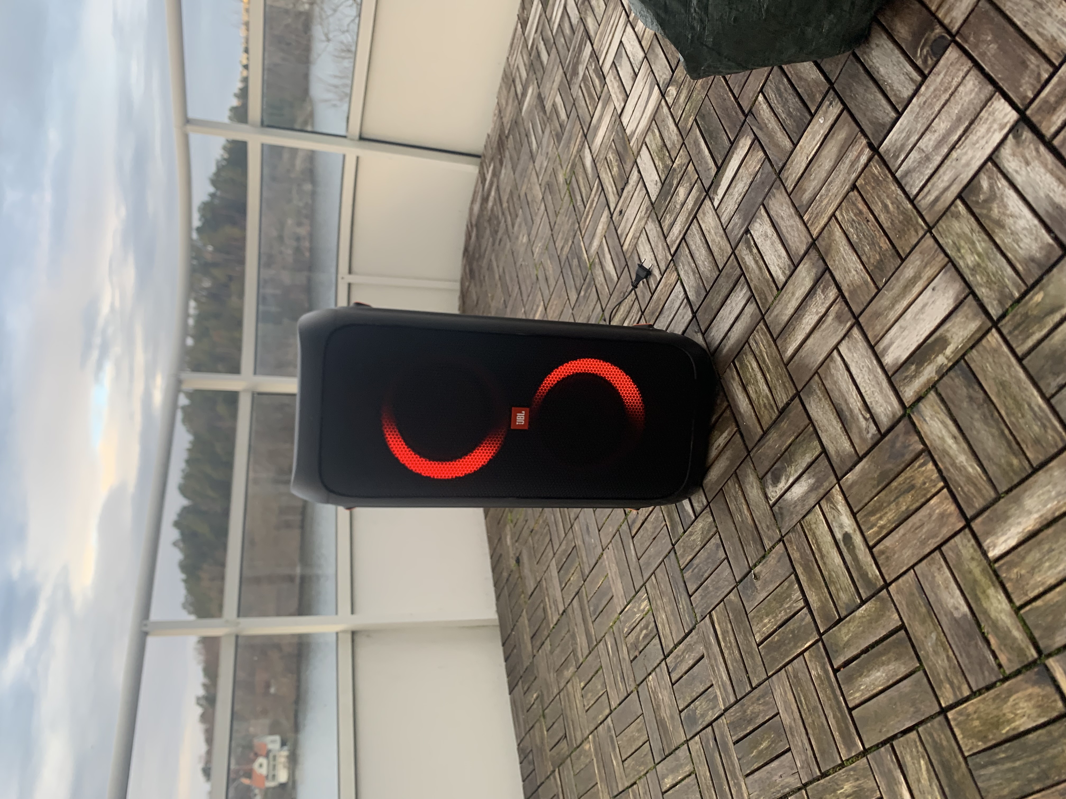 Jbl party box 310