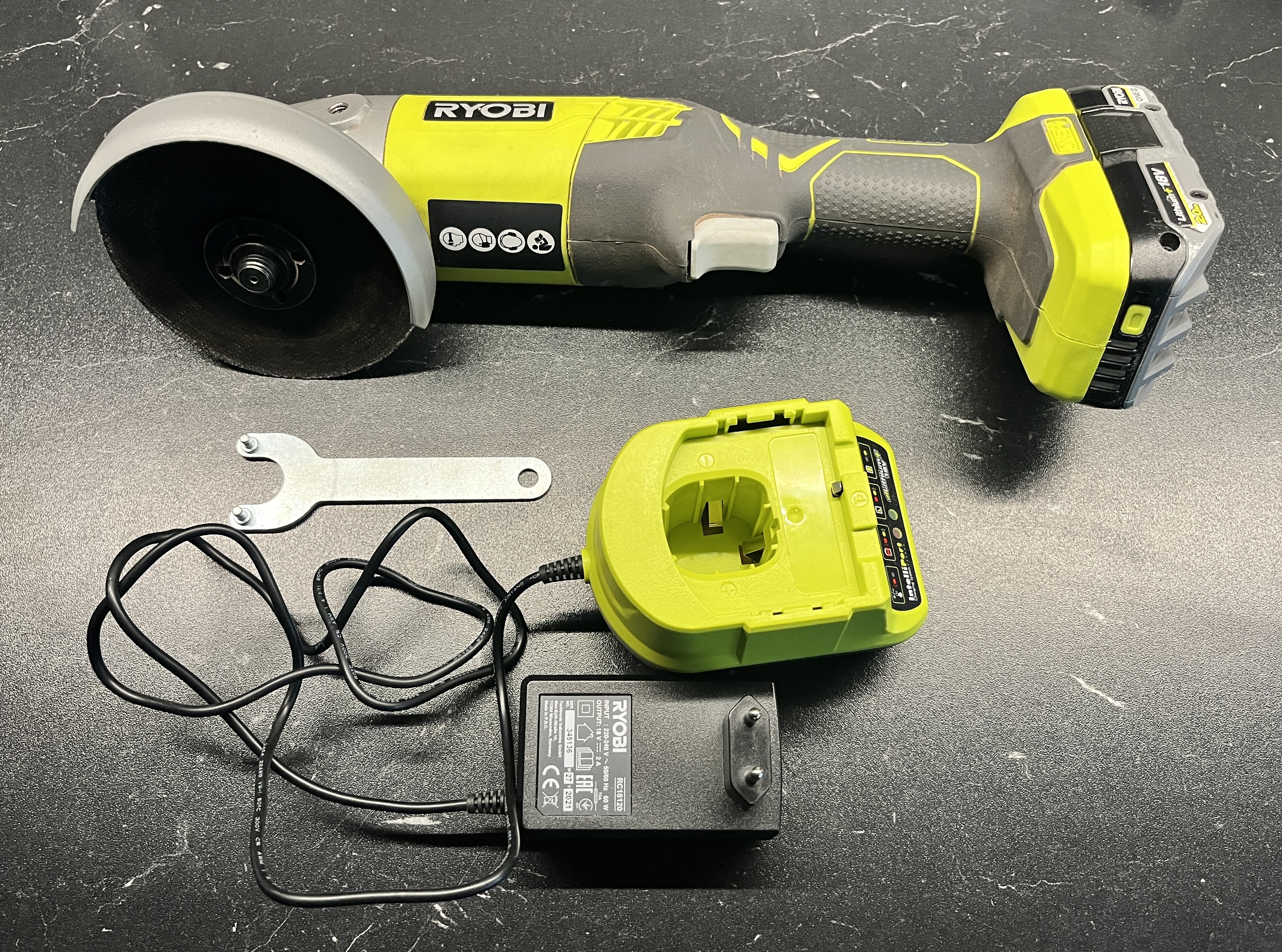 Ryobi vinkelslip