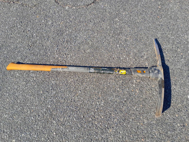 Fiskars pigghakke med komposittskaft