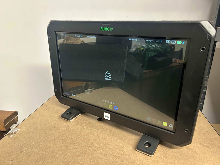Atomos sumo 19inch monitor & recorder