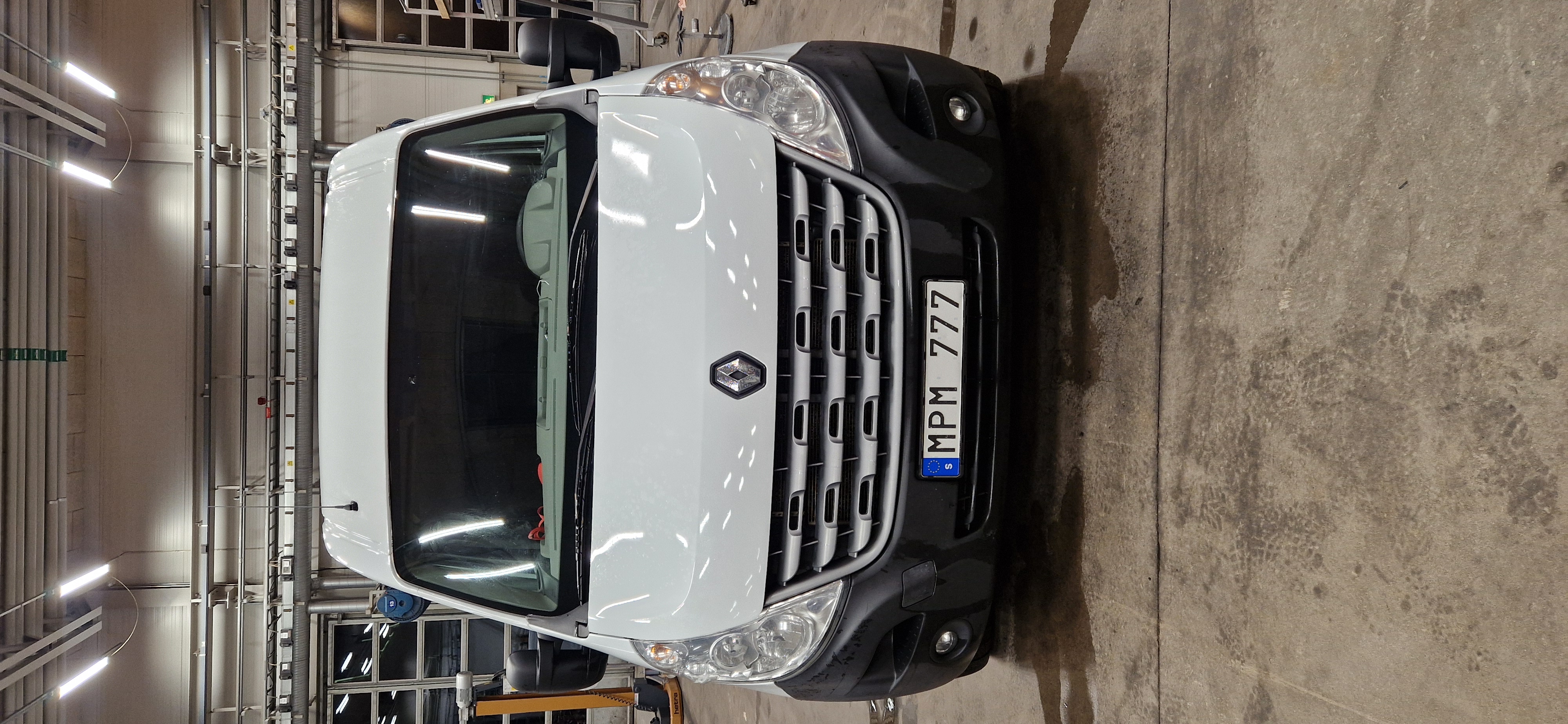 Lätt lastbil/ skåpbil/ flyttbil b-kort 