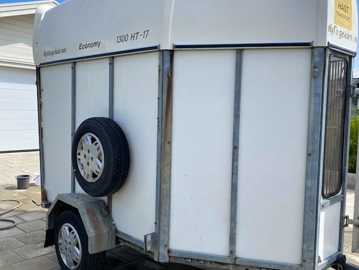 Hästtransport 1300kg