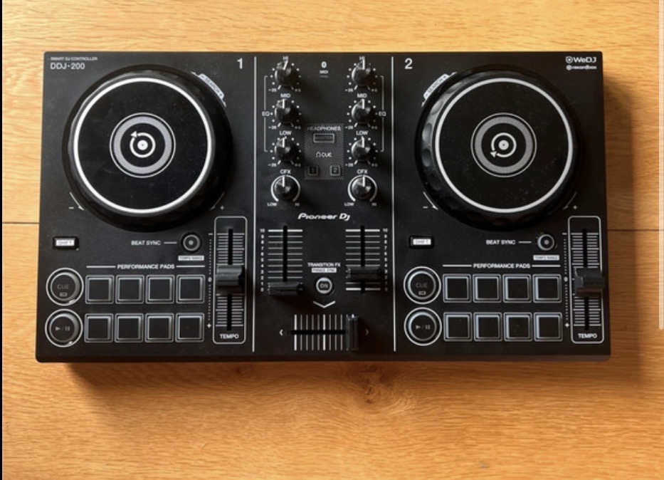 Pioneer dj ddj-200 dj controller
