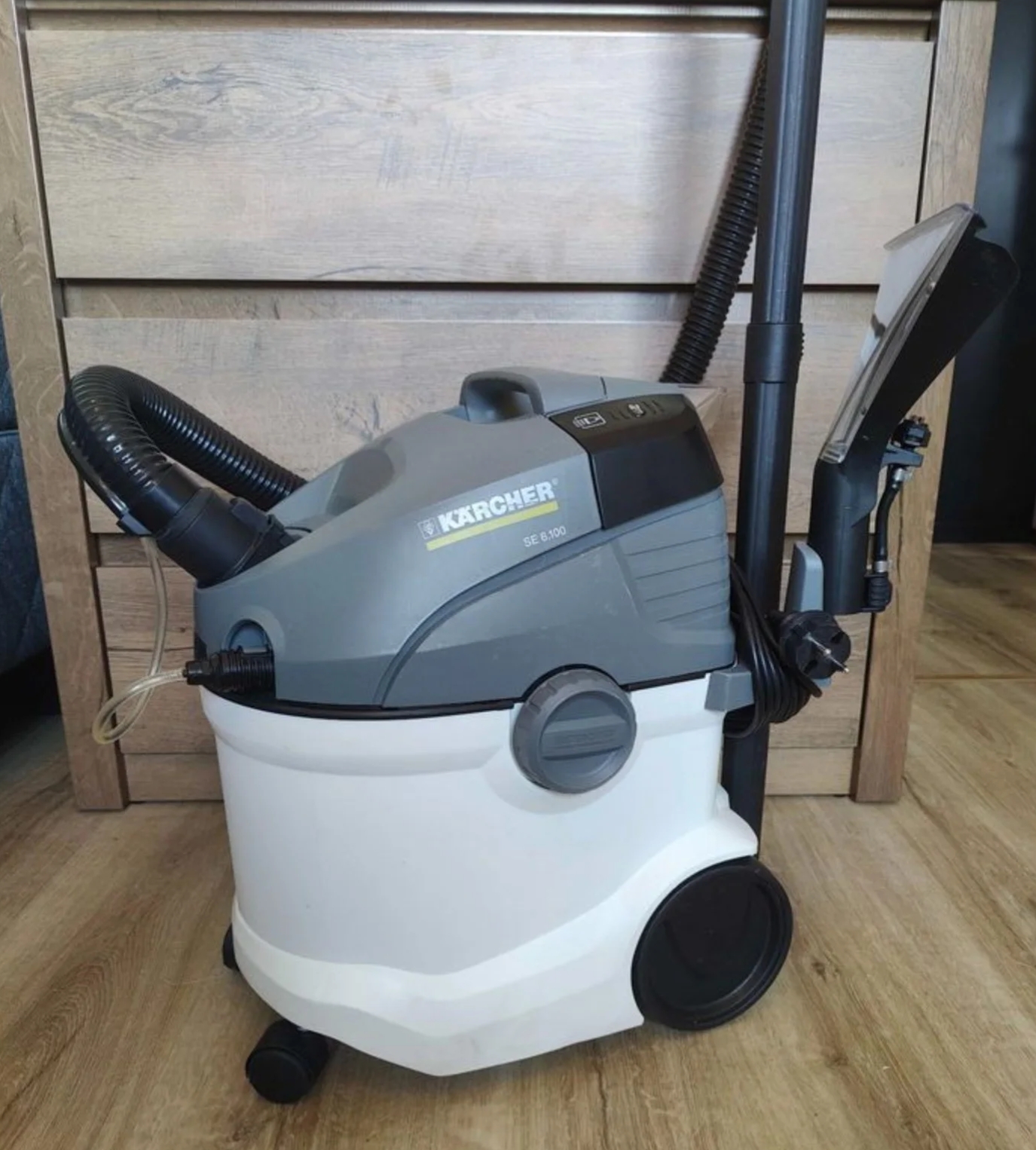 Kärcher tekstiilipesuri se 6.100