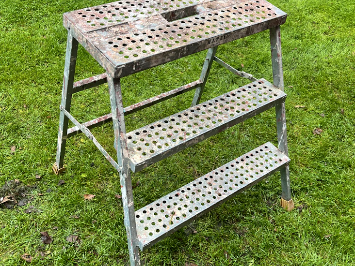 Stegpall/arbetsplatform