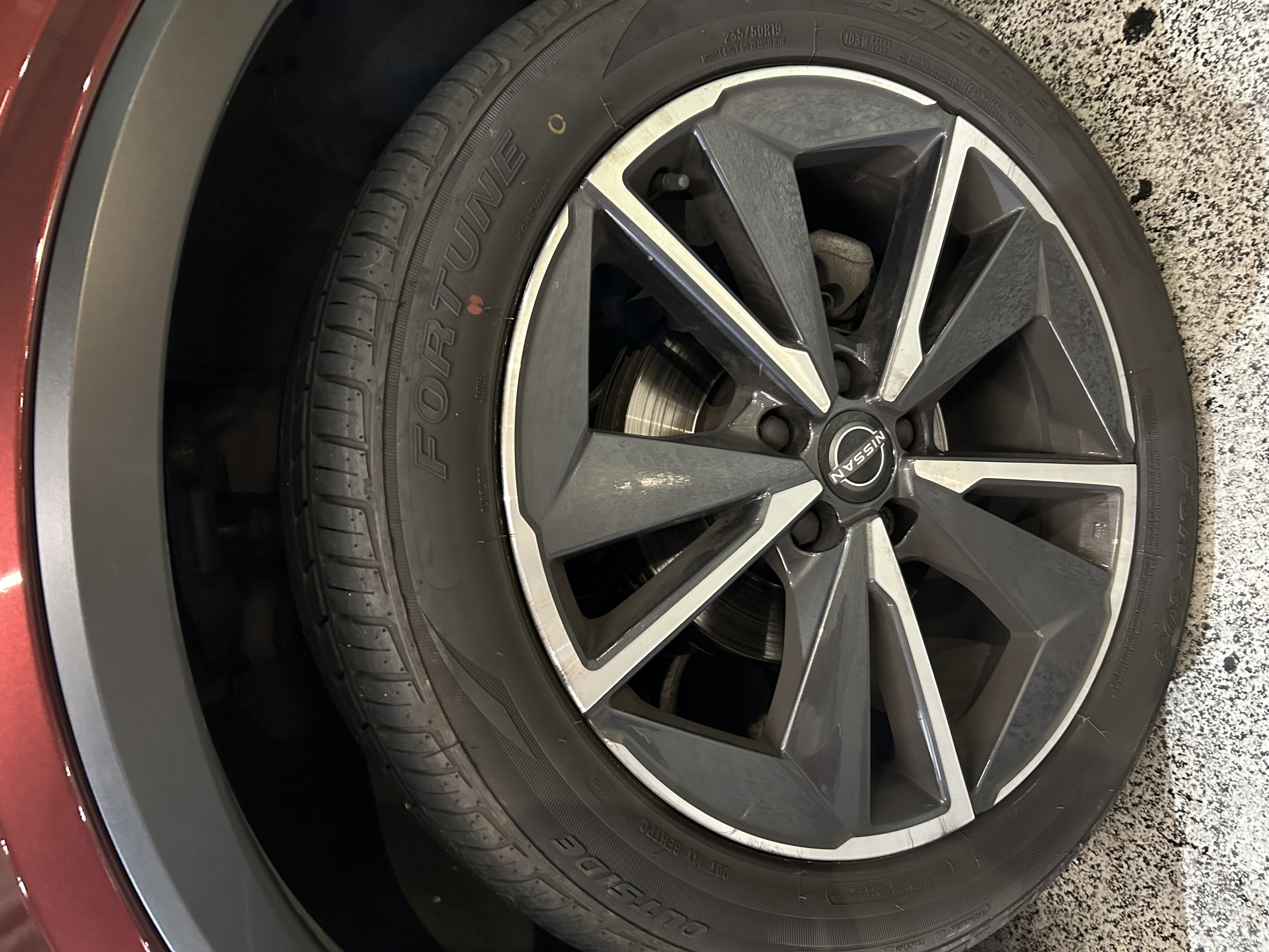 Parkerinsplats i garage vid södra station