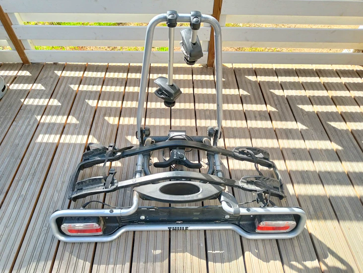 Polkupyöräteline kahdelle pyörälle