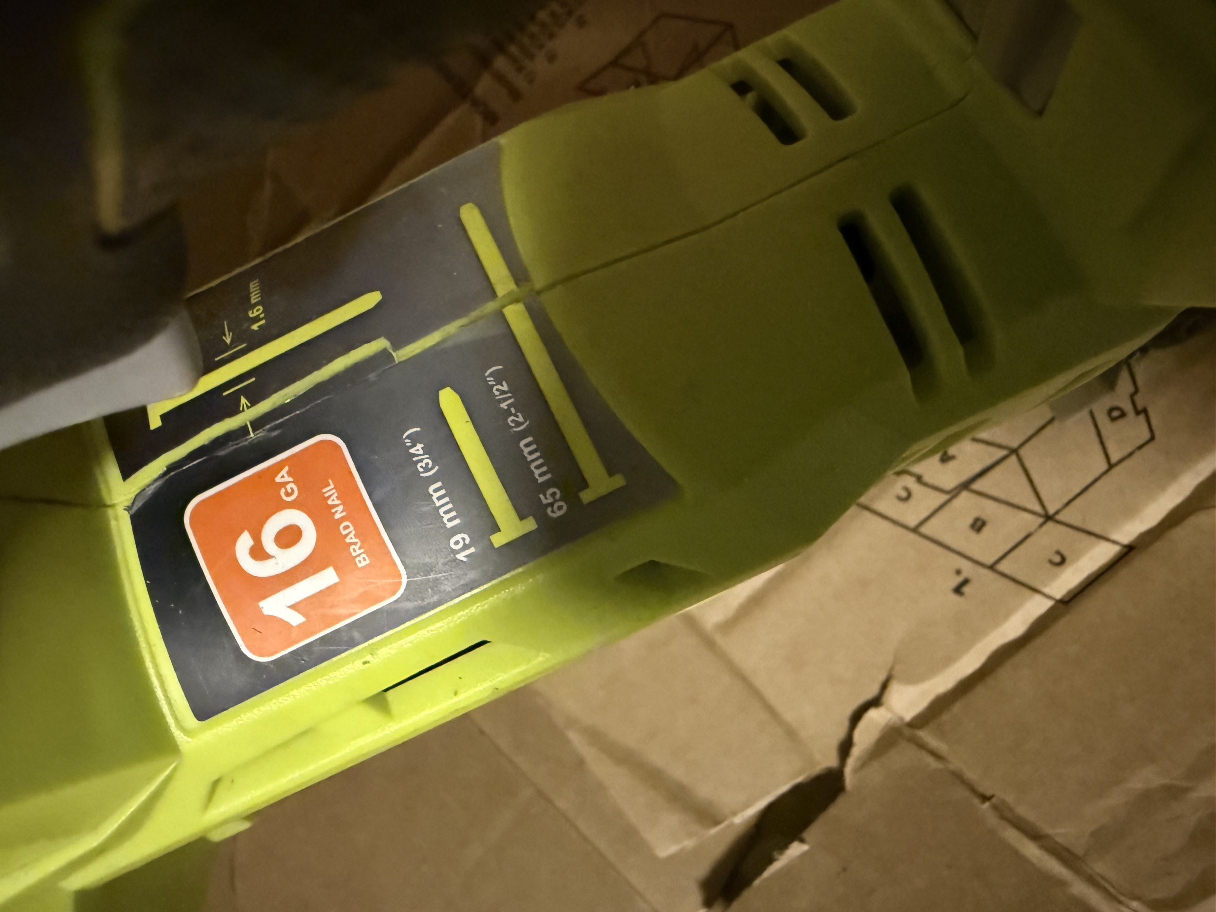 Ryobi r18mt 18v batteridrevet multiverktøy leies ut