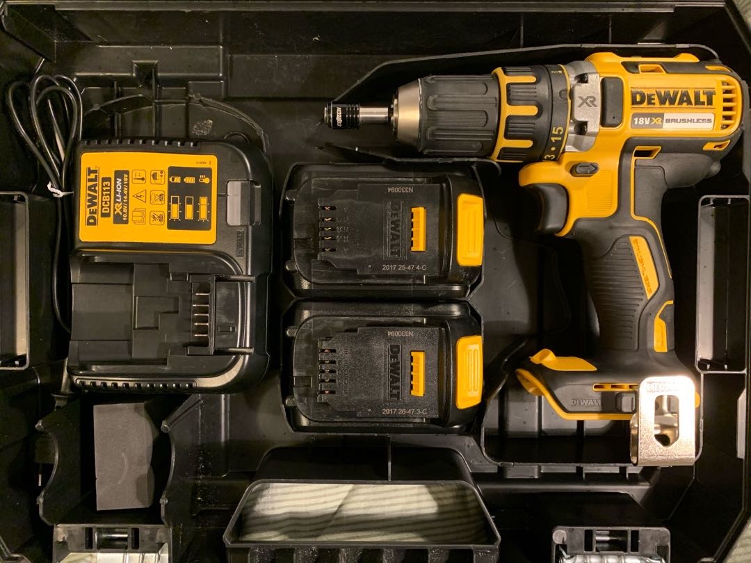 Dewalt 18v drill (dcd790s2)
