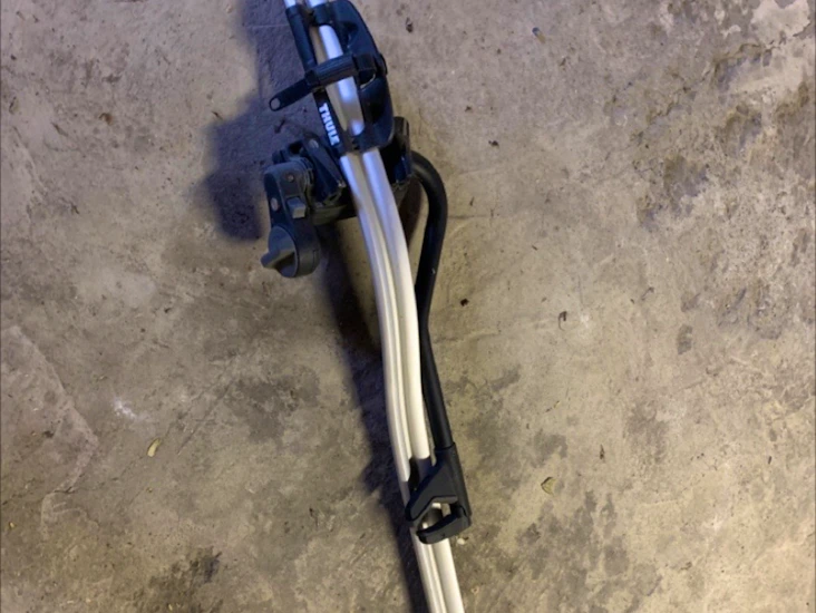 Sykkelstativ for firkantet takgrind