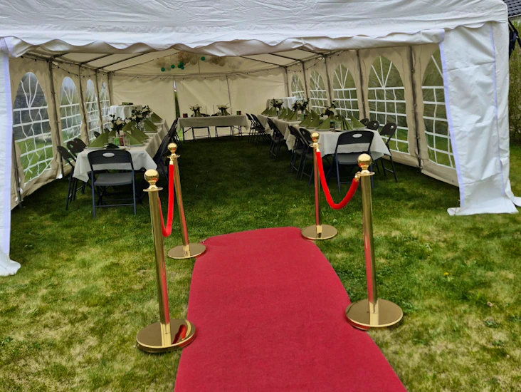 Partytelt 5*10 m.m pris garanti på fuldpakke 50 personer sjælland