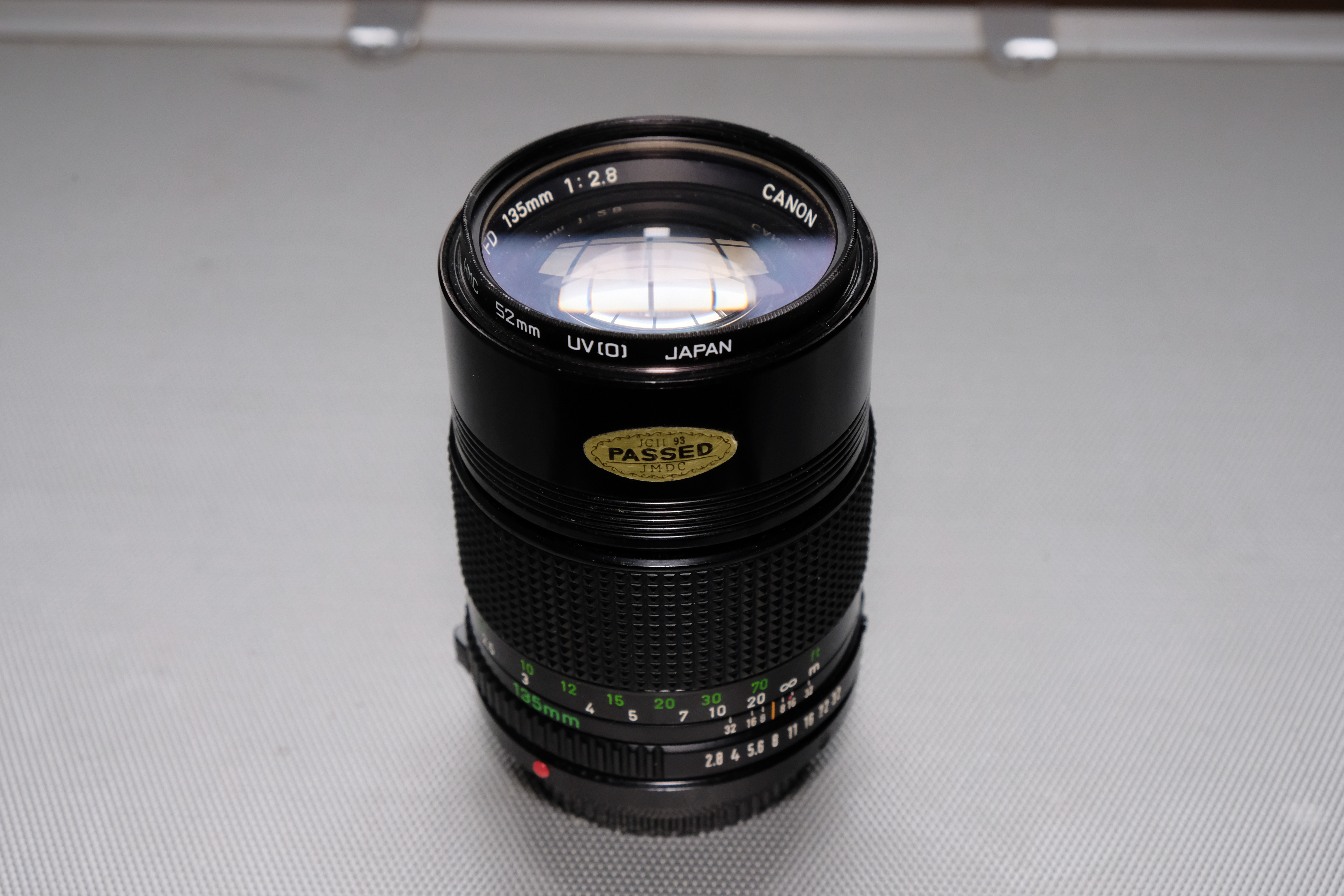 Canon fd 135mm f2.8 telephoto lens