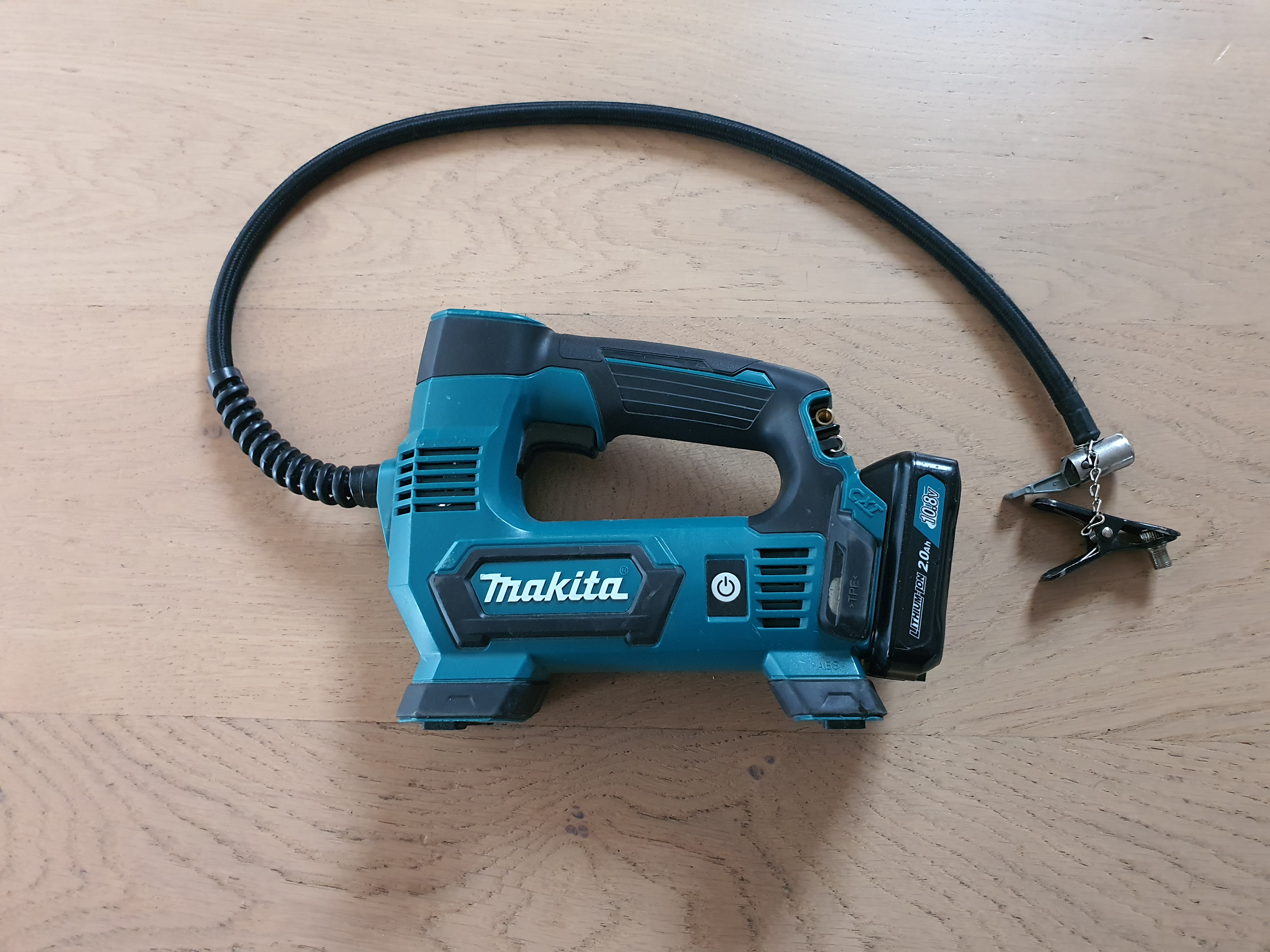 Makita mp100d kompressor med batteri