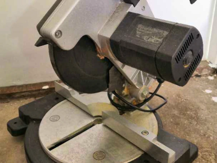 Cirkelsåg bordsmodell