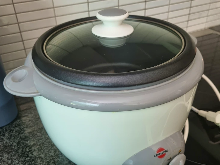 Riisinkeitin 4 hengelle