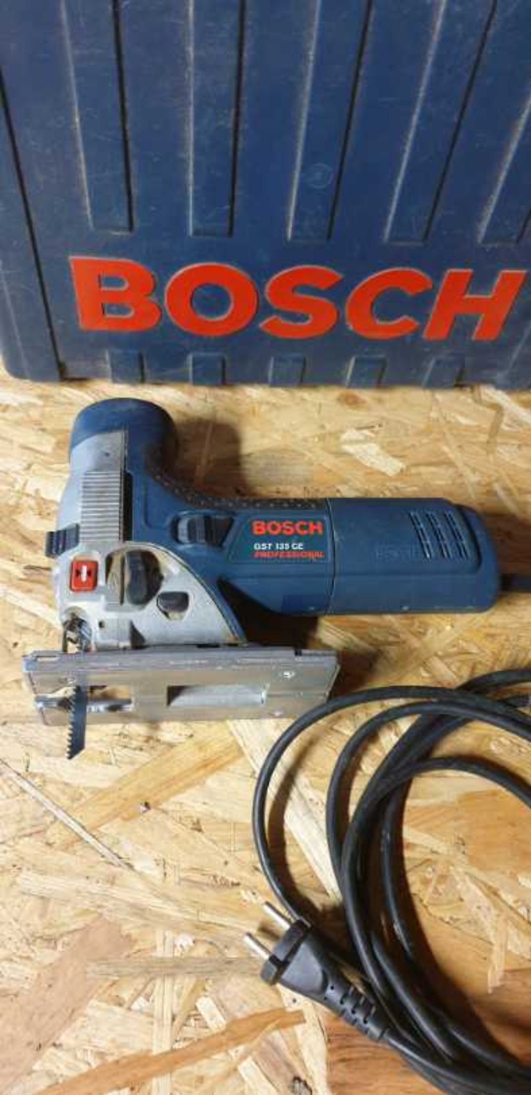 Sticksåg bosch gst 135 ce professional