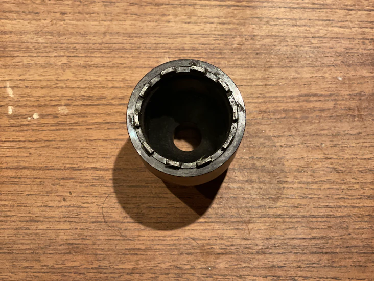 Promovec 50675 motor tool for removal