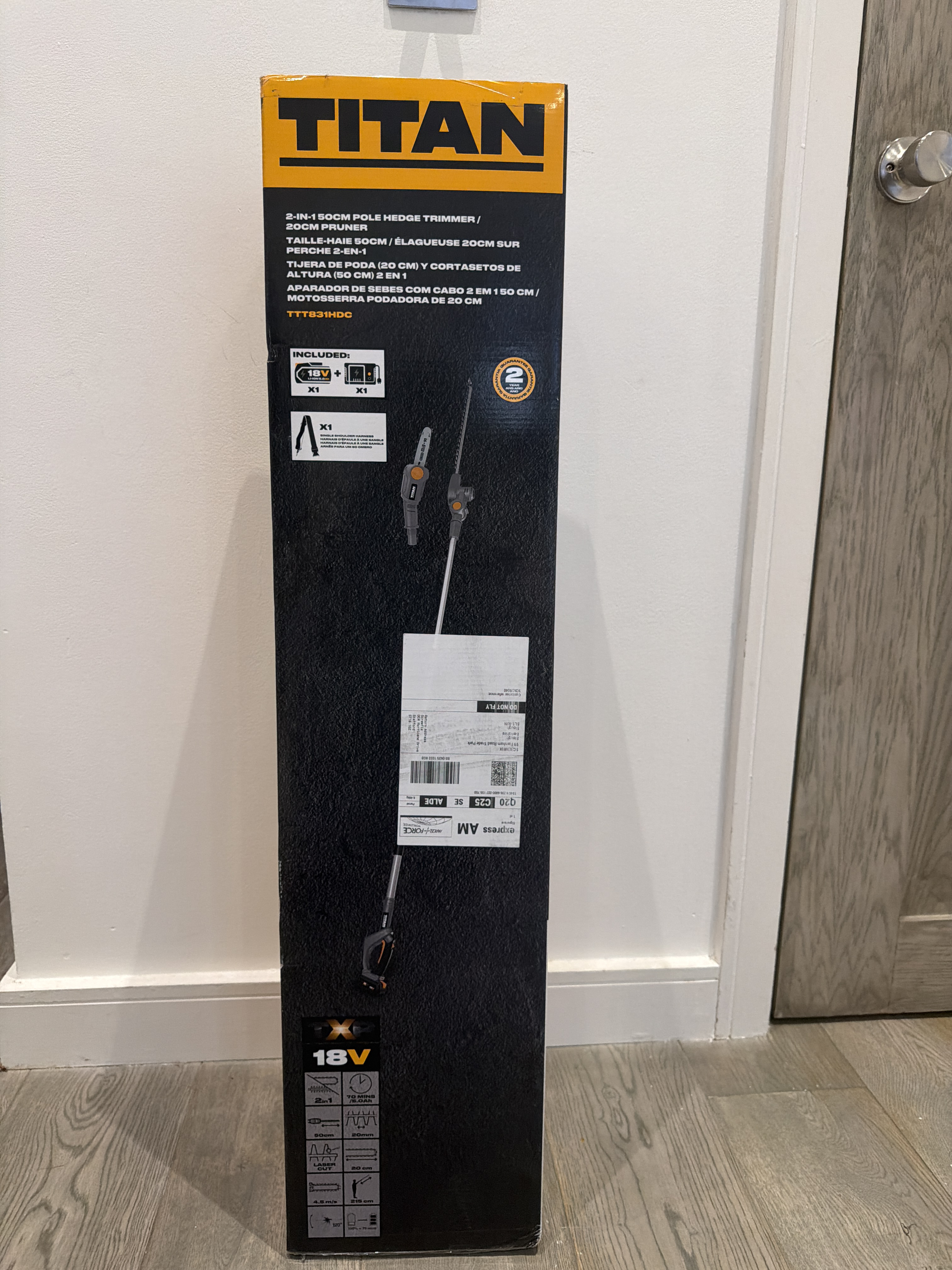 Titan ttt831hdc 18v cordless 2-in-1 hedge trimmer & pole saw – brand new