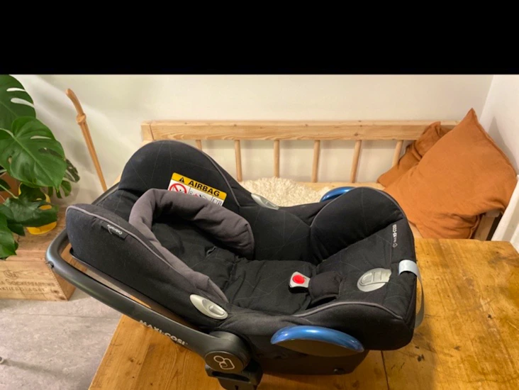 Babyskydd - maxi cosi