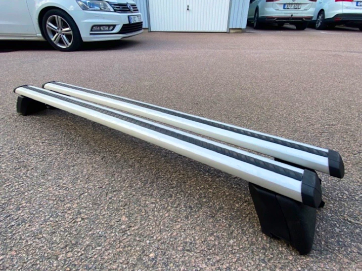 Lasthållare takräcke volvo xc60 etc..