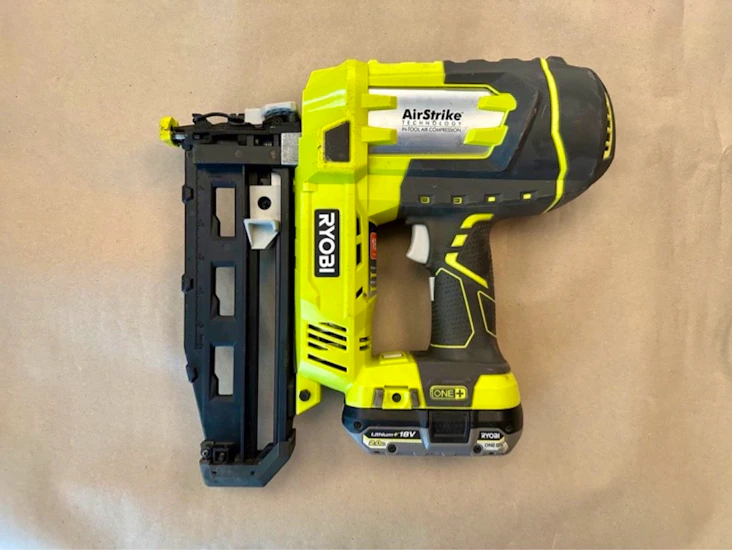 Spikpistol ryobi