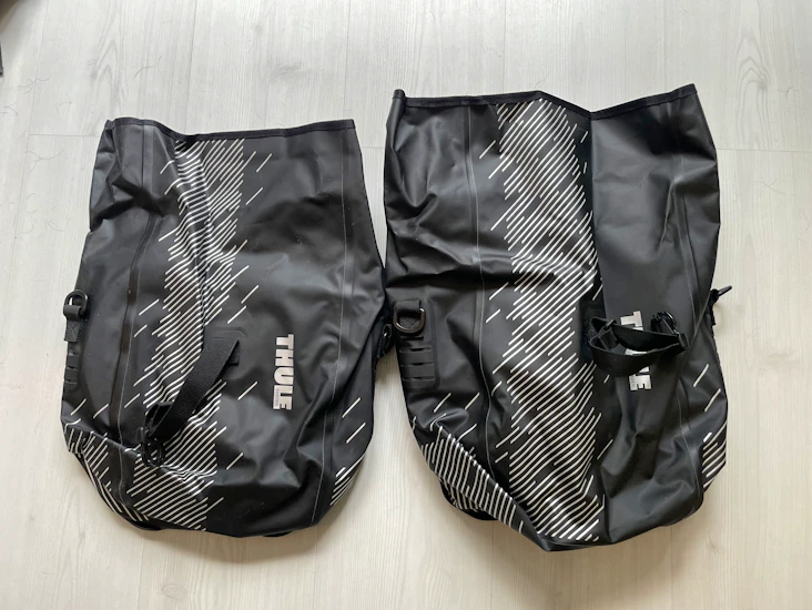 Thule shield 13l pyörälaukut 2kpl