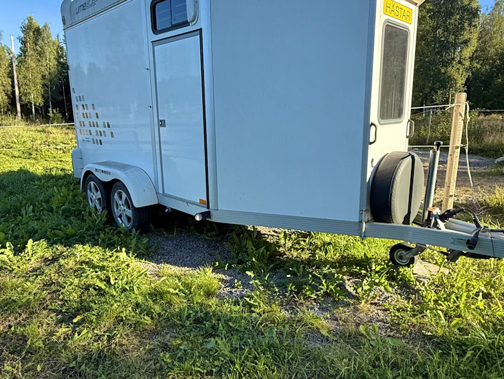 Hästtransport ume