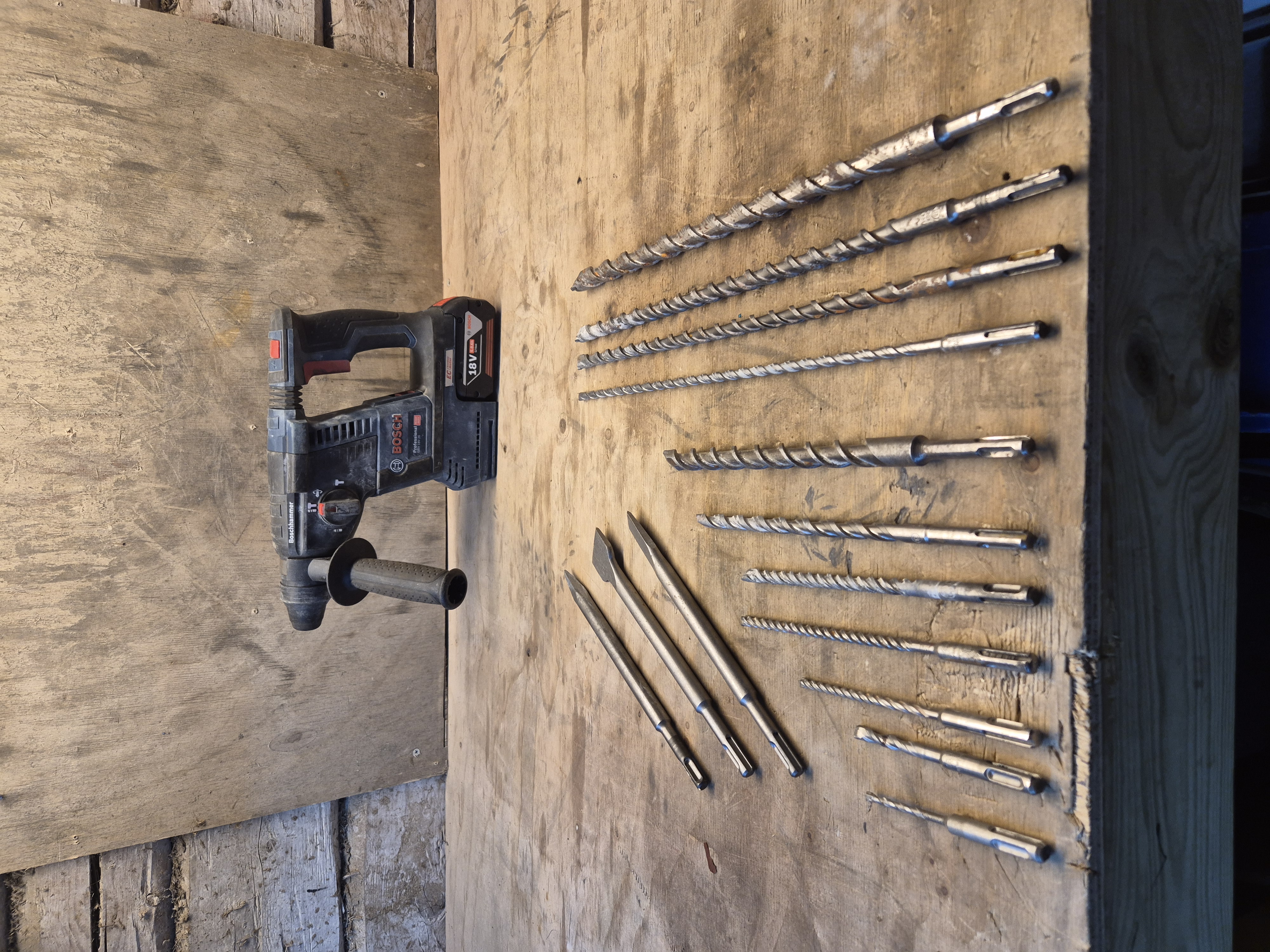 Slagborrmaskin, batteri