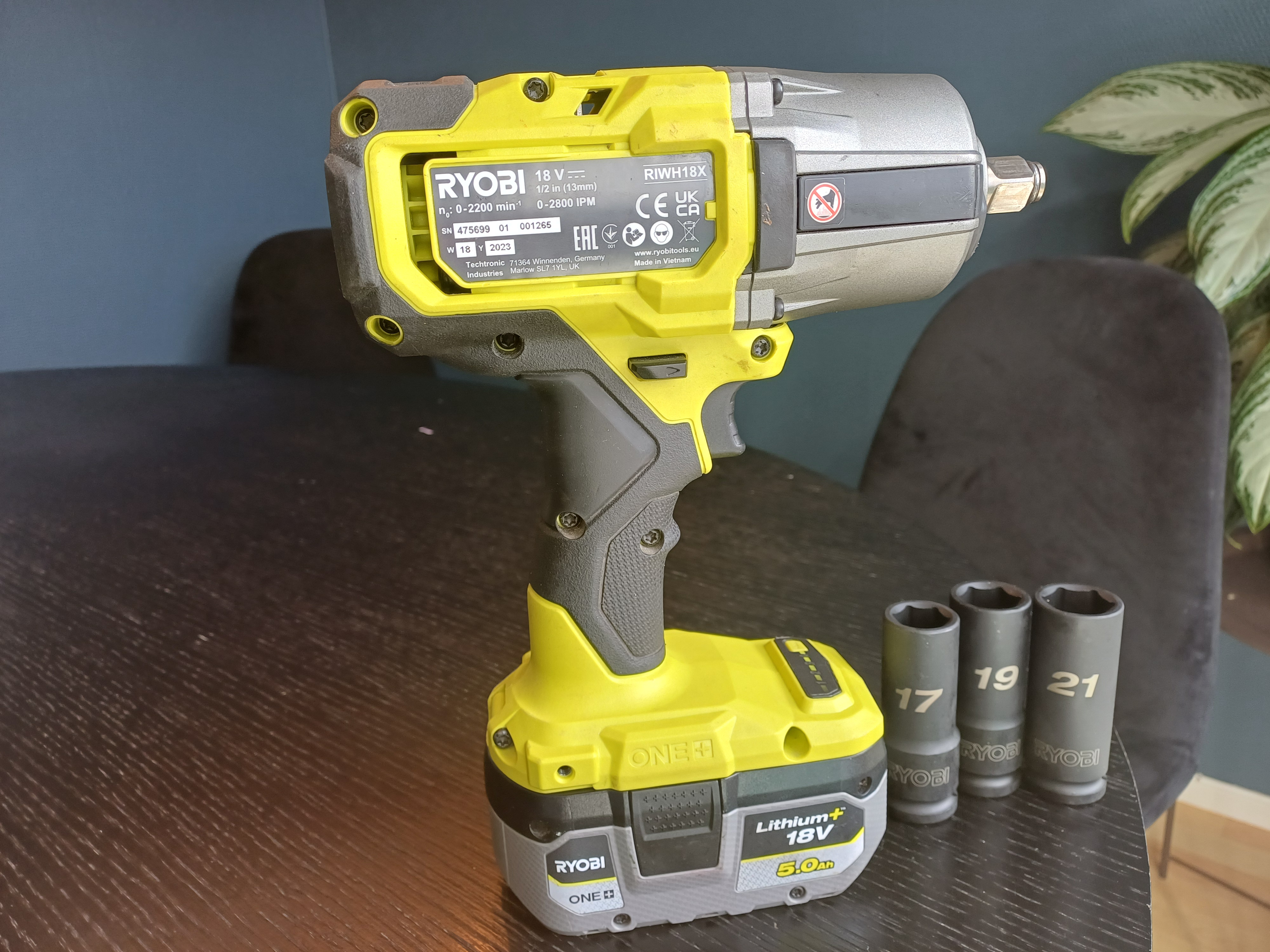 Utleie: kraftig ryobi muttertrekker 1600nm