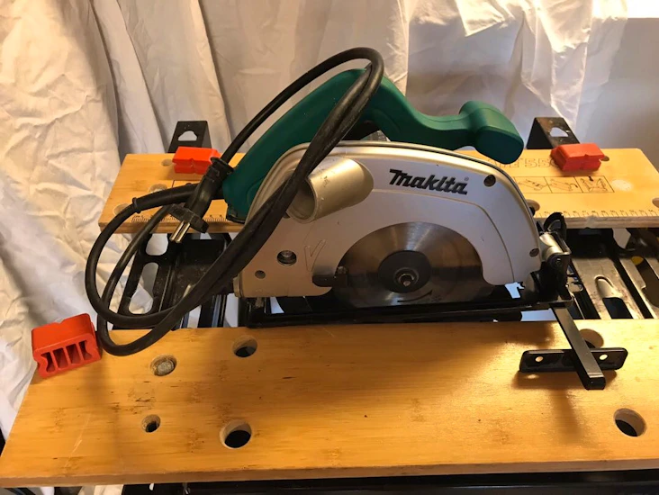 Cirkelsåg makita 5604r