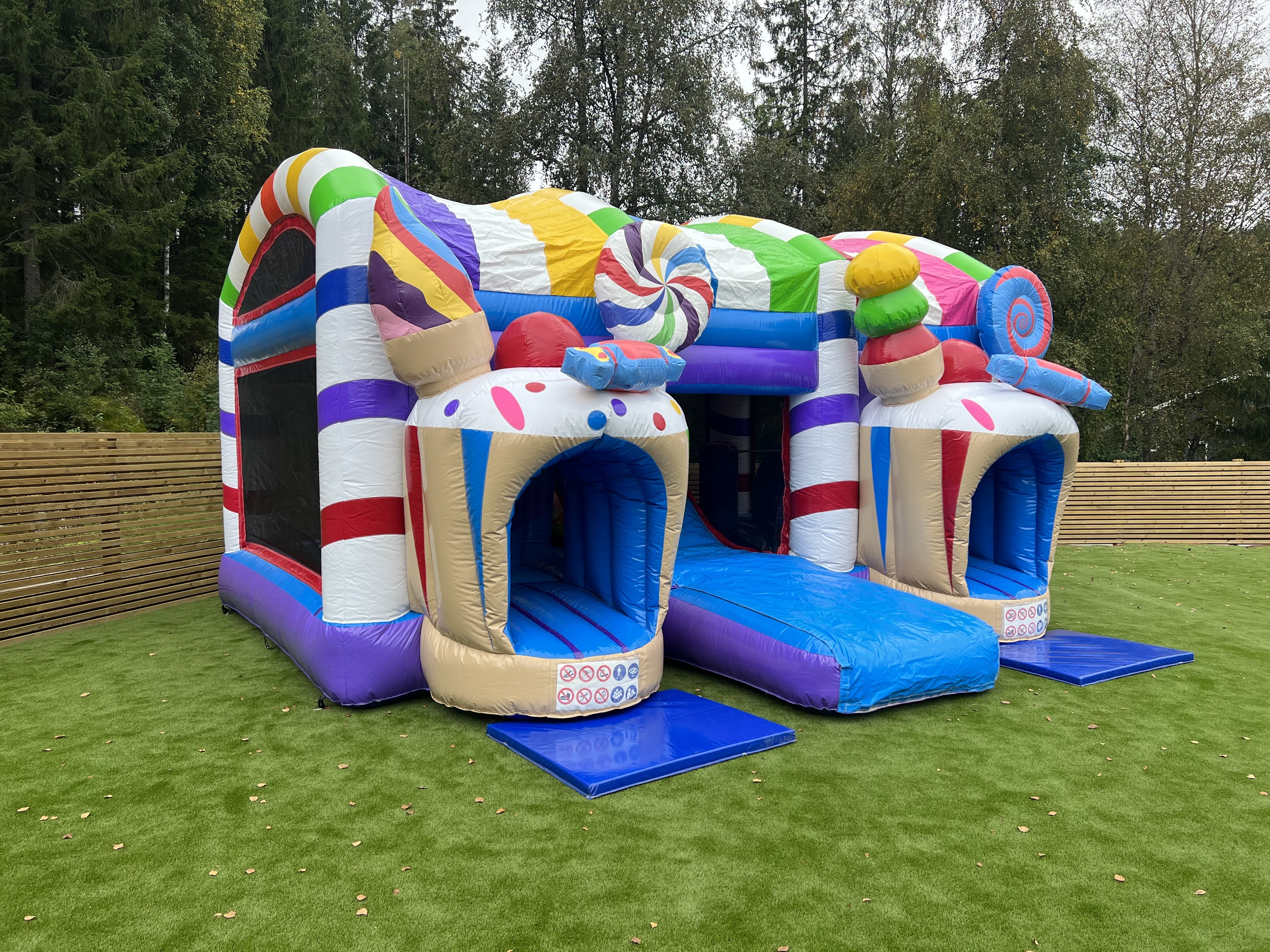 Hoppeslott xxl candy 16 pers