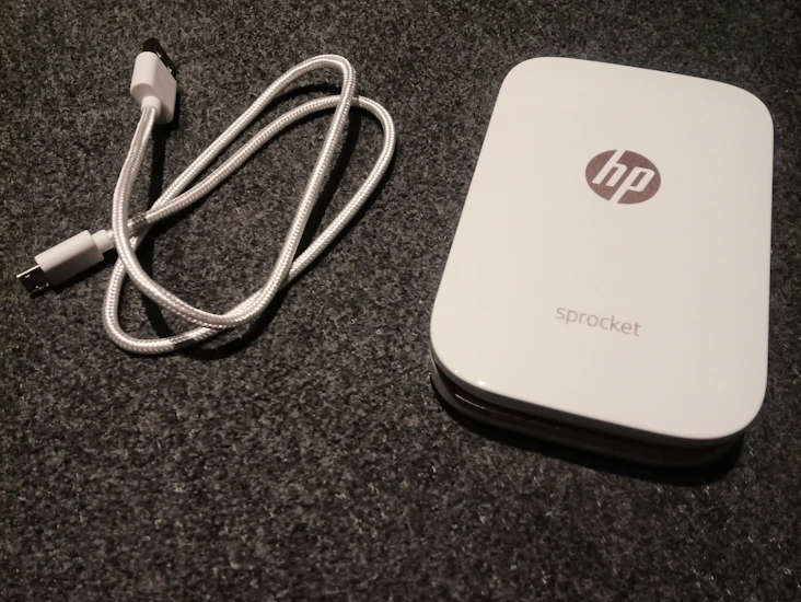 Hp sprocket portable instant photo printer white and rose gold