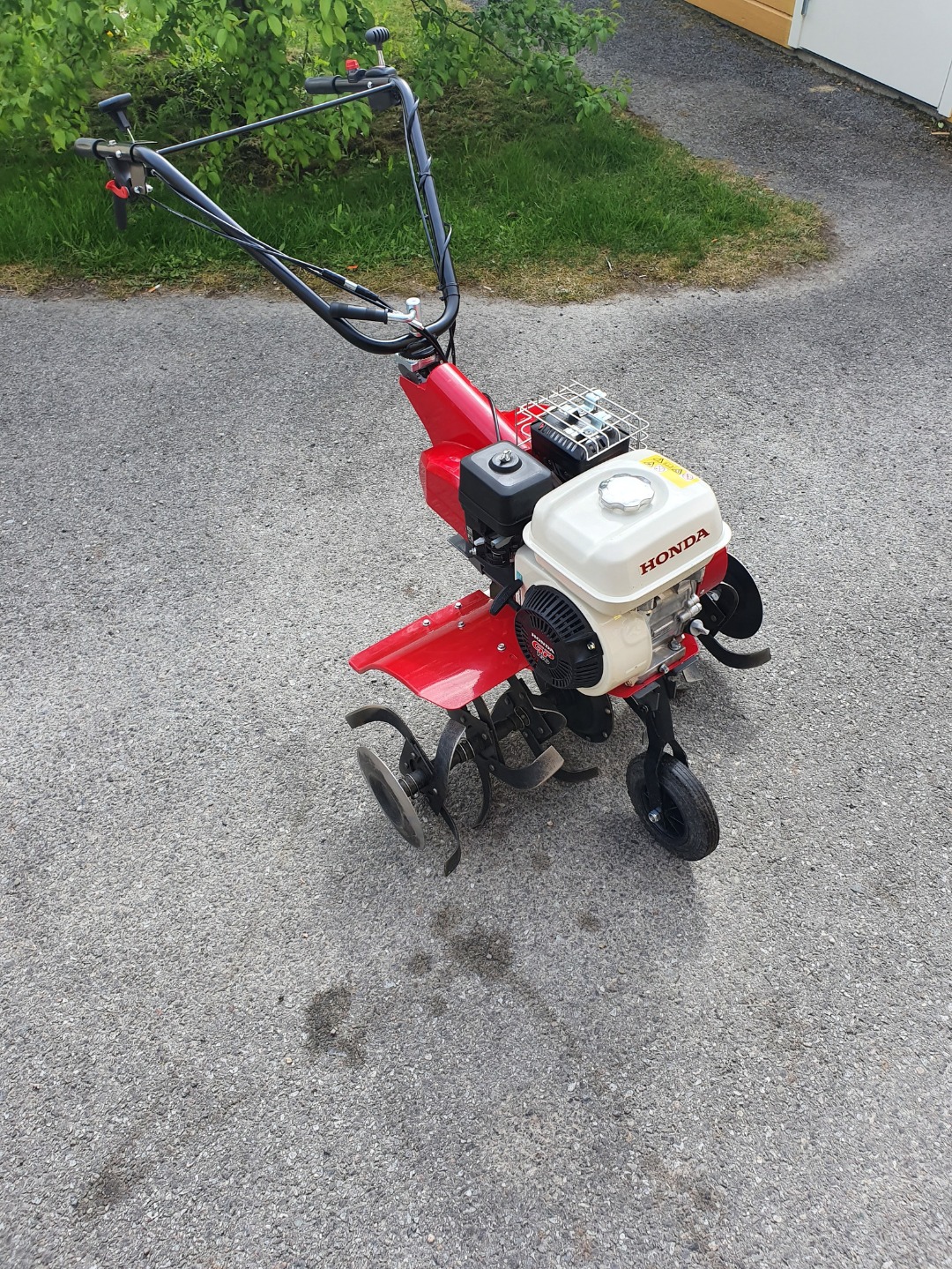 Honda fg320 jordfreser til utleie